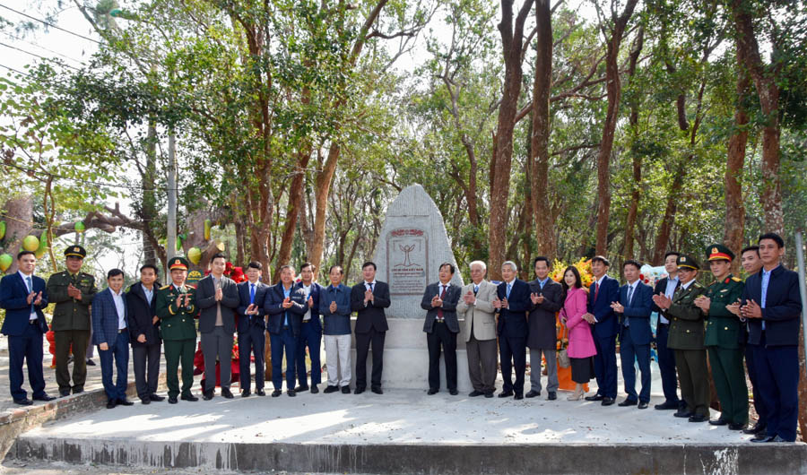 Công[-]nhận[-]156[-]Cây[-]di[-]sản[-]Việt[-]Nam[-]tại[-]Vườn[-]Quốc[-]gia[-]Bái[-]Tử[-]Long